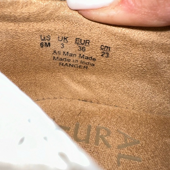 NATURALIZER Ranger Loafer in Alabaster Snake Size: 6 - Picture 5 of 11